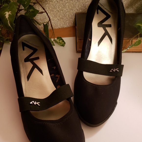 Anne Klein Sport Black Fabric & Patent Casual Dressy Shoes Size 9 1/2M - Picture 6 of 9